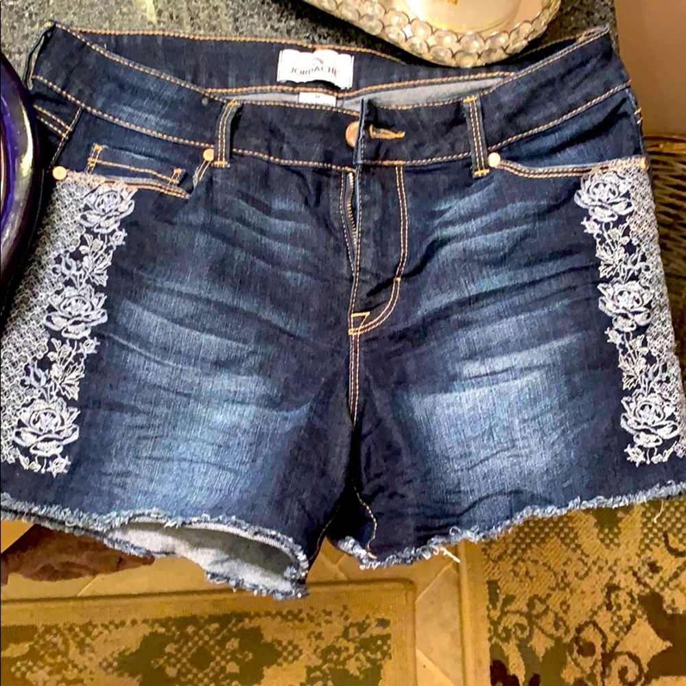 Jean shorts - Picture 1 of 4